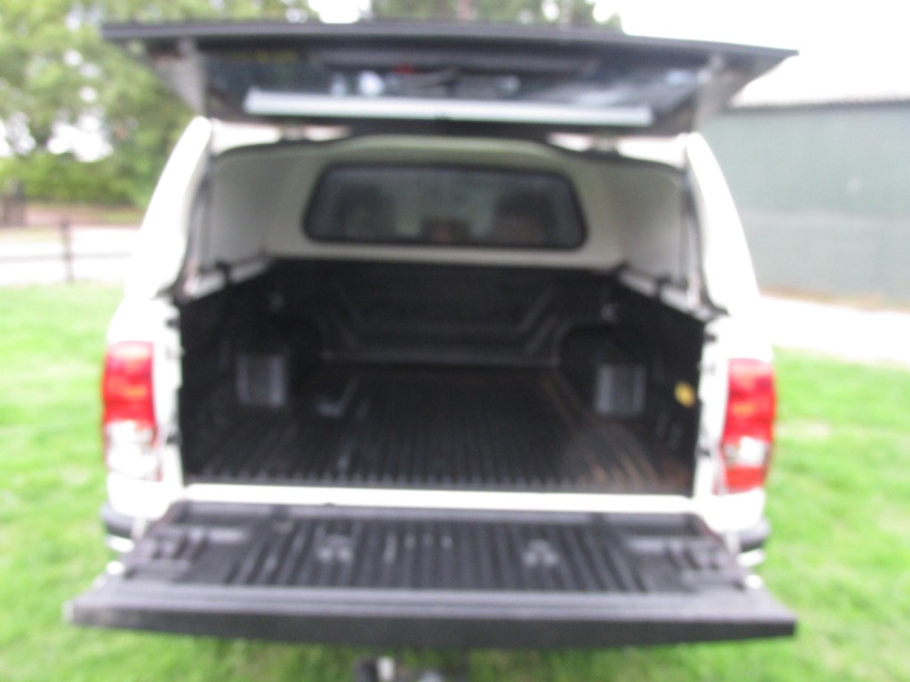 TOYOTA HILUX Icon 4X4 2.4 D-4D D/C Auto 2021