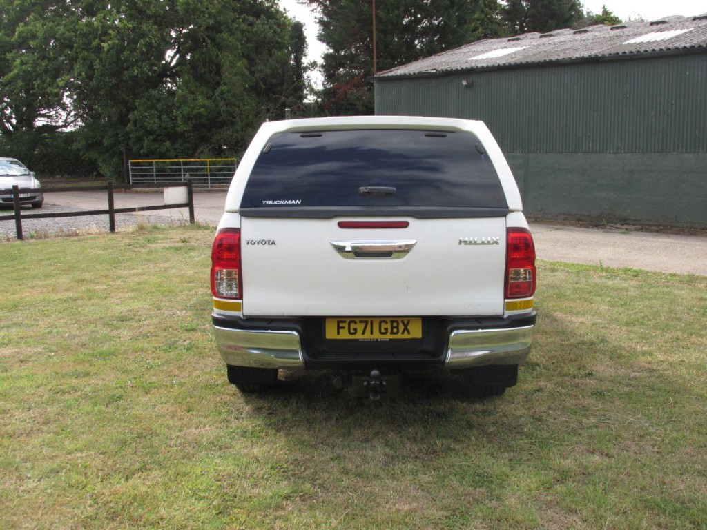 TOYOTA HILUX Icon 4X4 2.4 D-4D D/C Auto 2021
