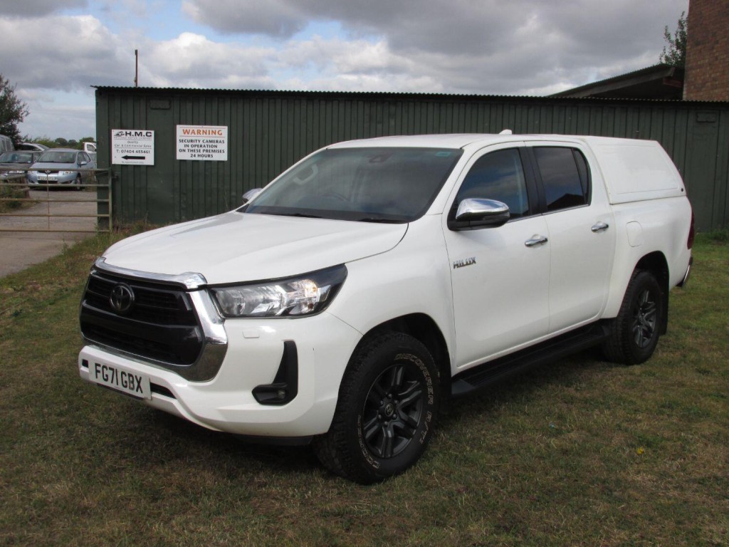 TOYOTA HILUX Icon 4X4 2.4 D-4D D/C Auto 2021