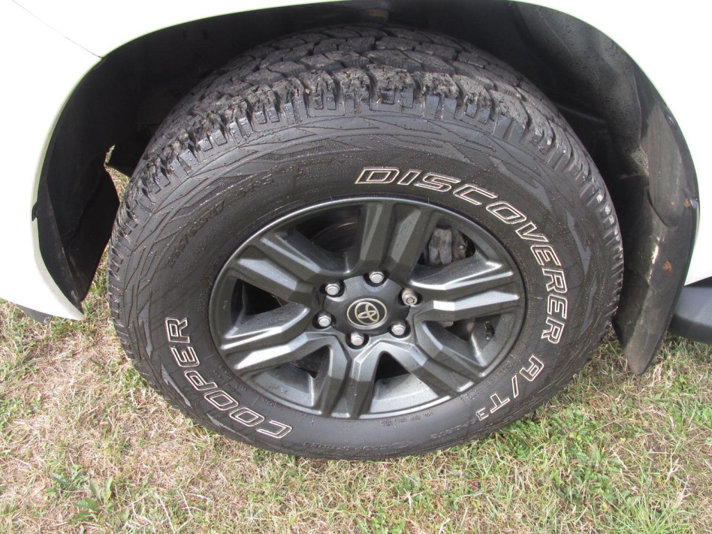 TOYOTA HILUX Icon 4X4 2.4 D-4D D/C Auto 2021