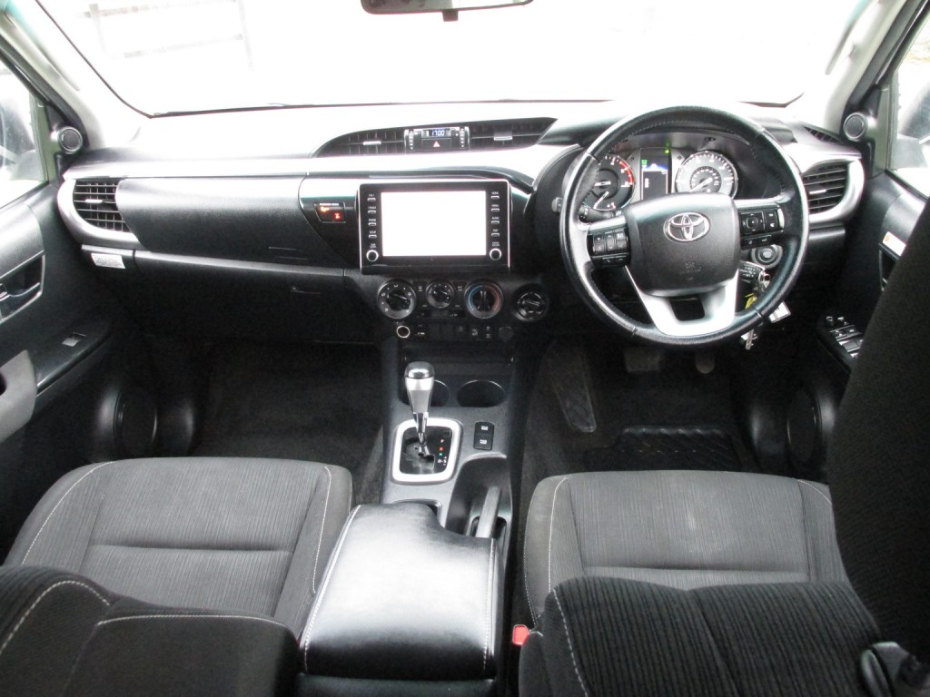 TOYOTA HILUX Icon 4X4 2.4 D-4D D/C Auto 2021