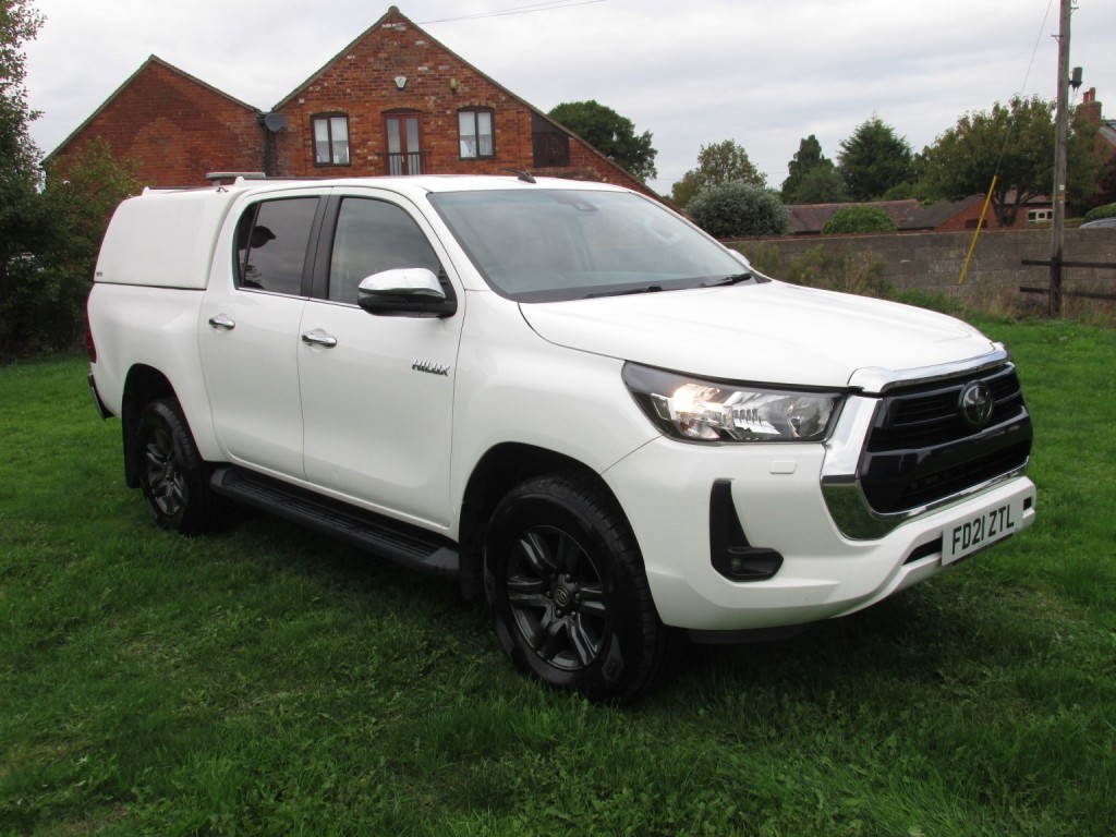TOYOTA HILUX Icon 4X4 2.4 D-4D D/C Auto 2021