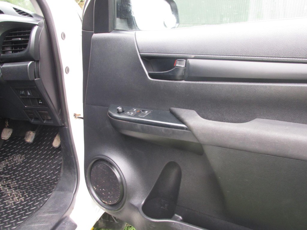 TOYOTA HILUX Active 2.4 4X4 D-4D Single Cab 2018
