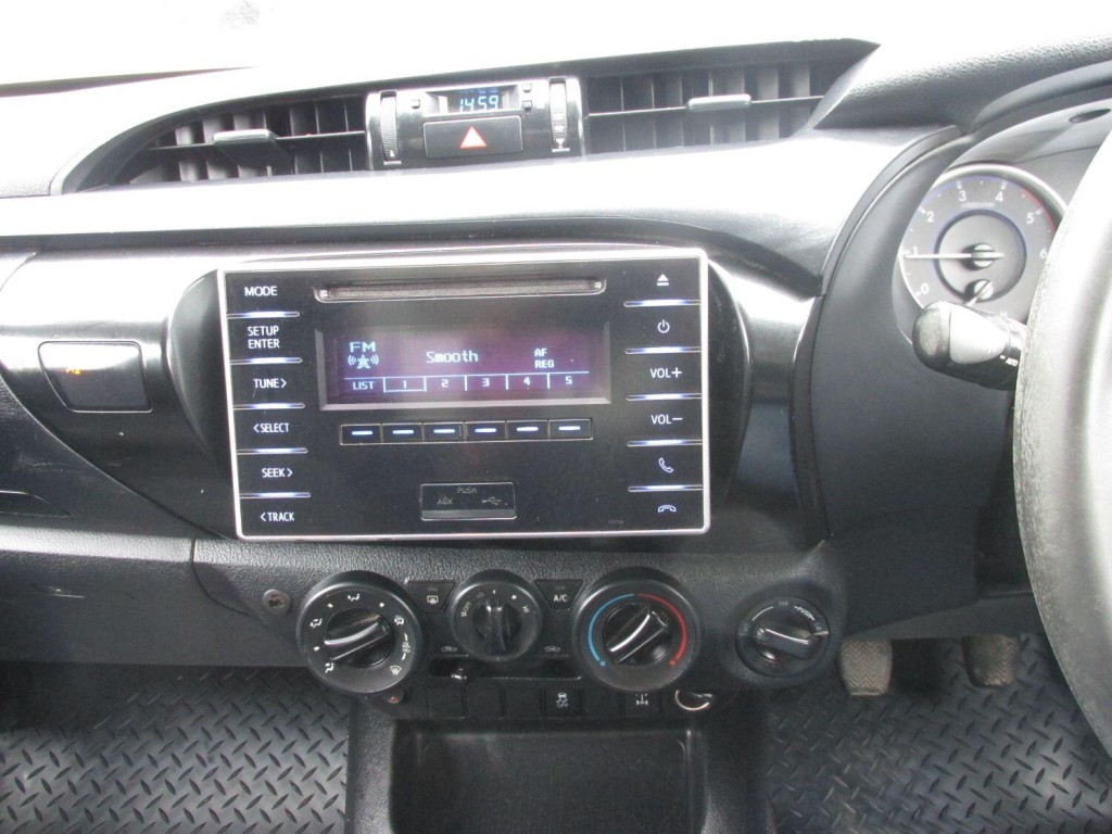 TOYOTA HILUX Active 2.4 4X4 D-4D Single Cab 2018