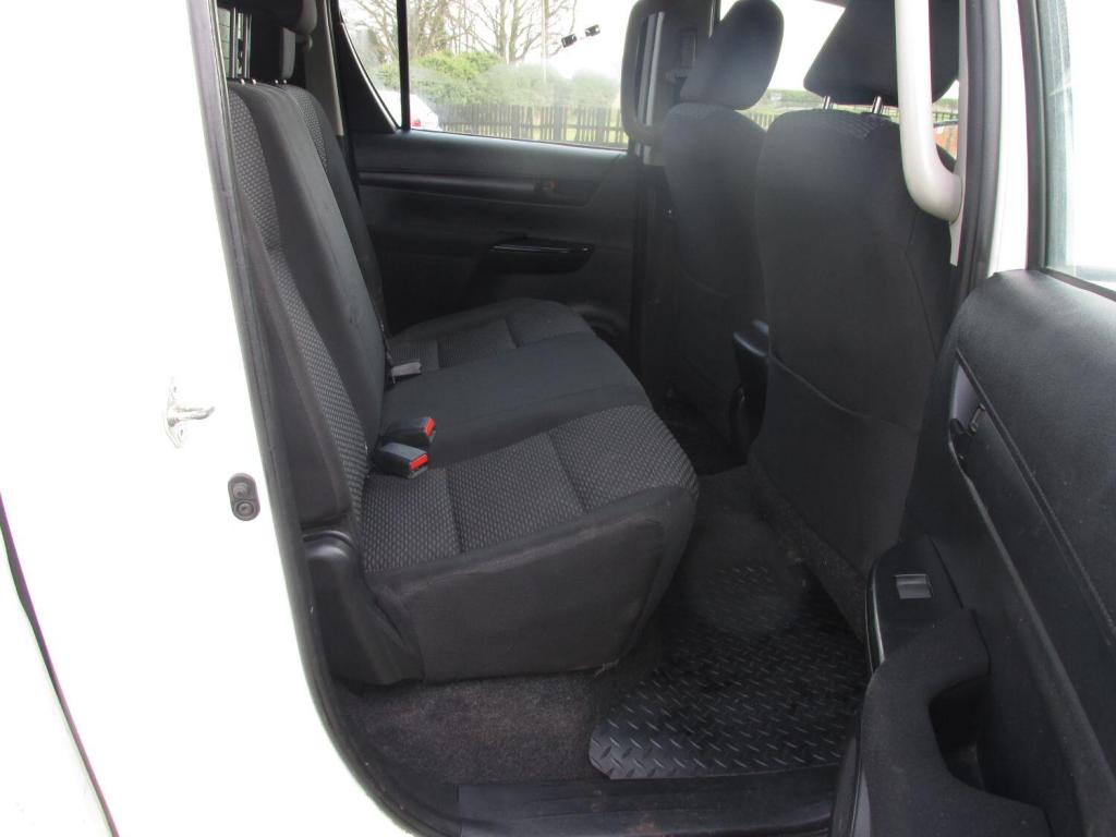 TOYOTA HILUX Active 4X4 D-4D Double Cab 2018