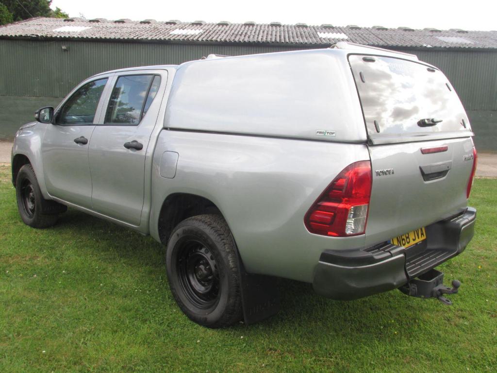 TOYOTA HILUX ACTTIVE 4X4 2.4 D-4D DCB 2018