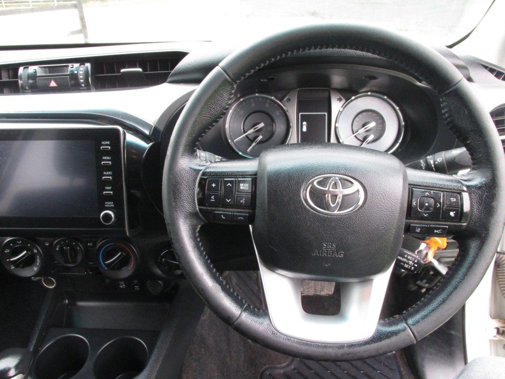 TOYOTA HILUX ICON 4X4 D-4D Double Cab 2.4 Auto 2021