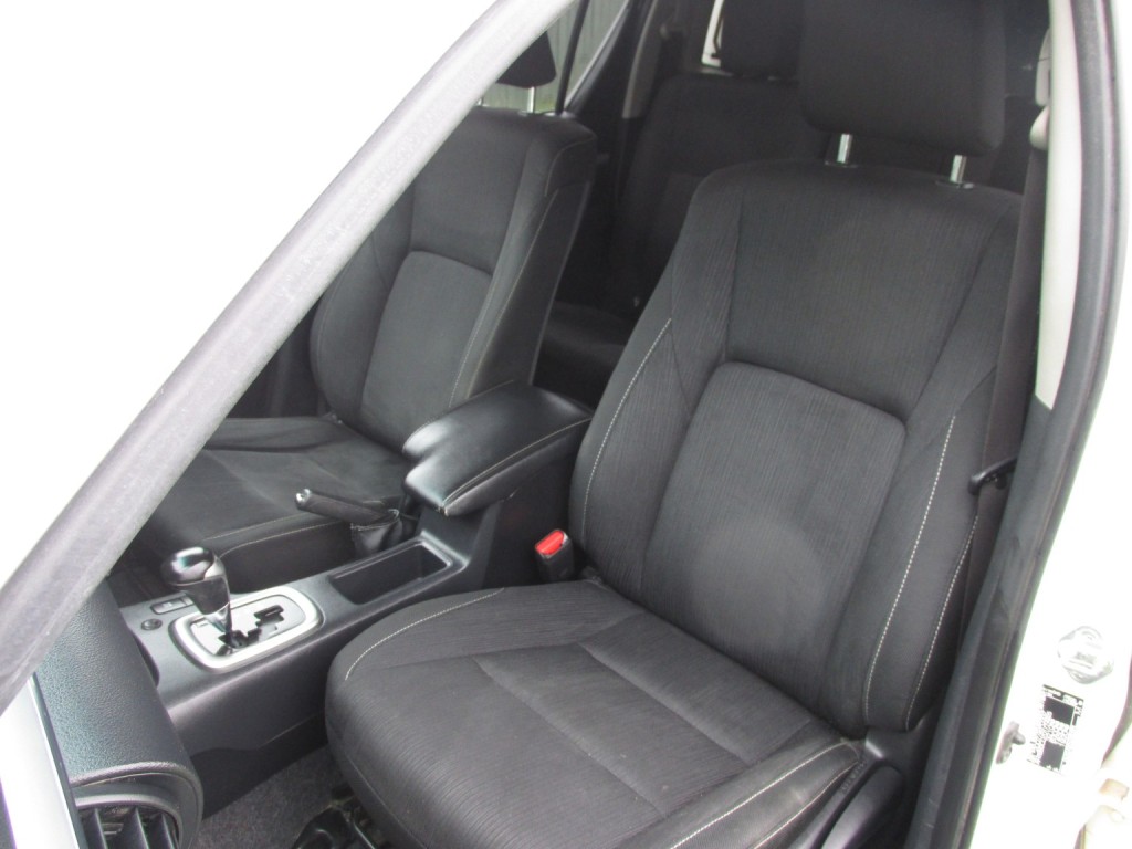 TOYOTA HILUX ICON 4X4 D-4D Double Cab 2.4 Auto 2021