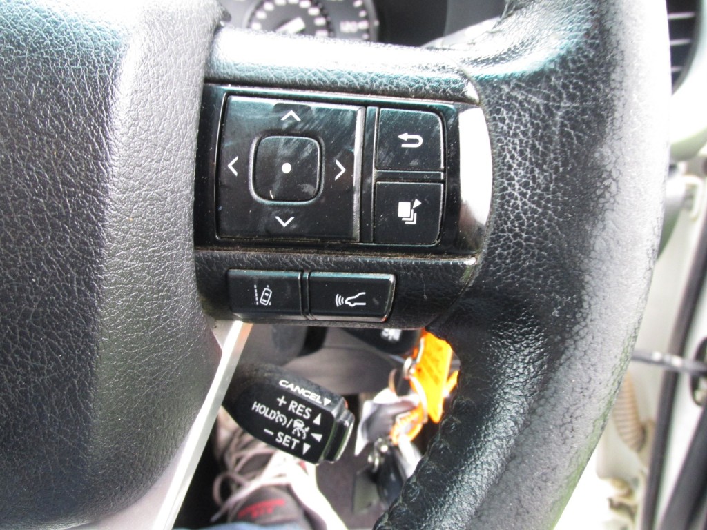TOYOTA HILUX ICON 4X4 D-4D Double Cab 2.4 Auto 2021
