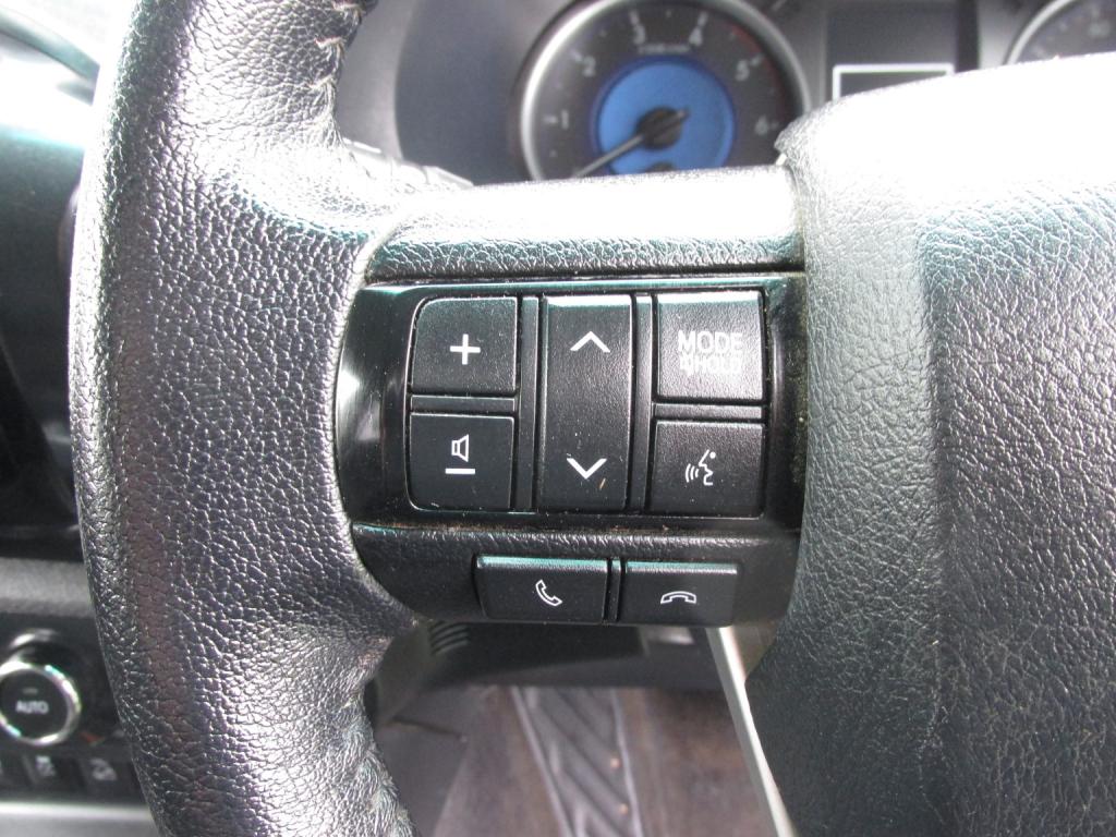 TOYOTA HILUX INVINCIBLE 4X4 D-4D DCB 2020