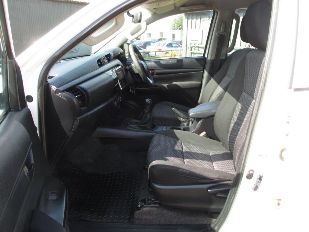 TOYOTA HILUX Active 4X4 D-4D DCB 2020