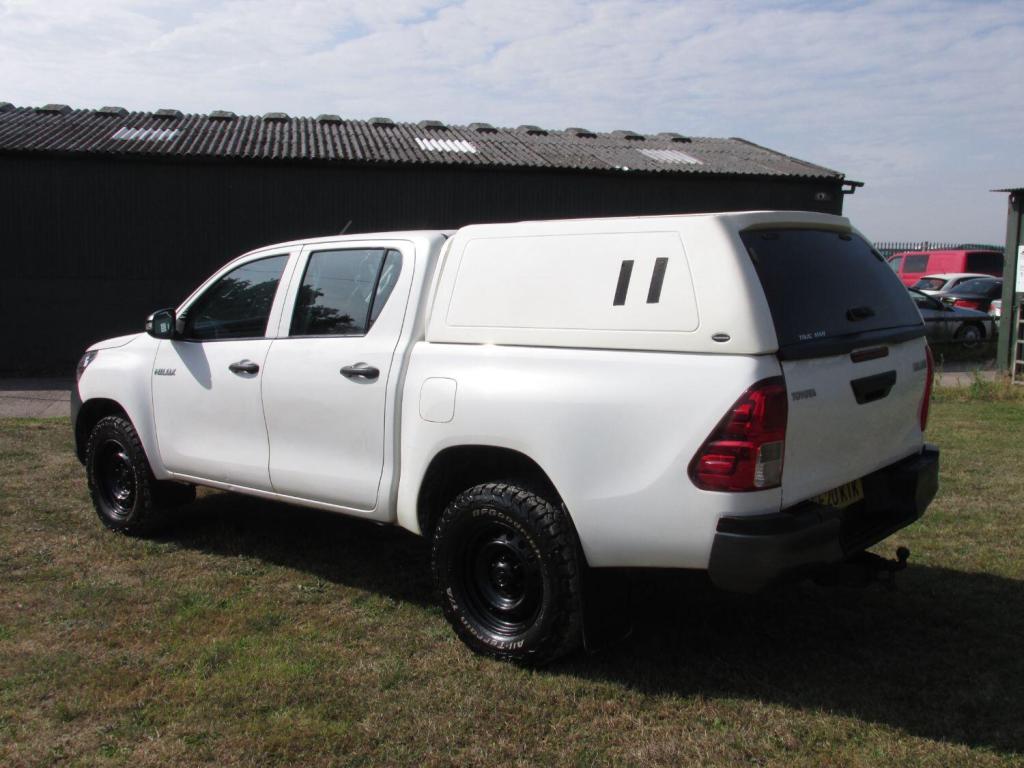 TOYOTA HILUX Active 4X4 D-4D DCB 2020