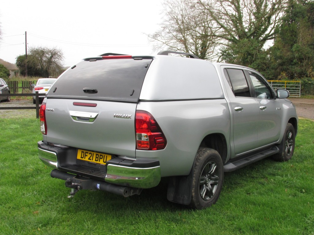 TOYOTA HILUX Icon 4X4 2.4 D-4D DCB 2021