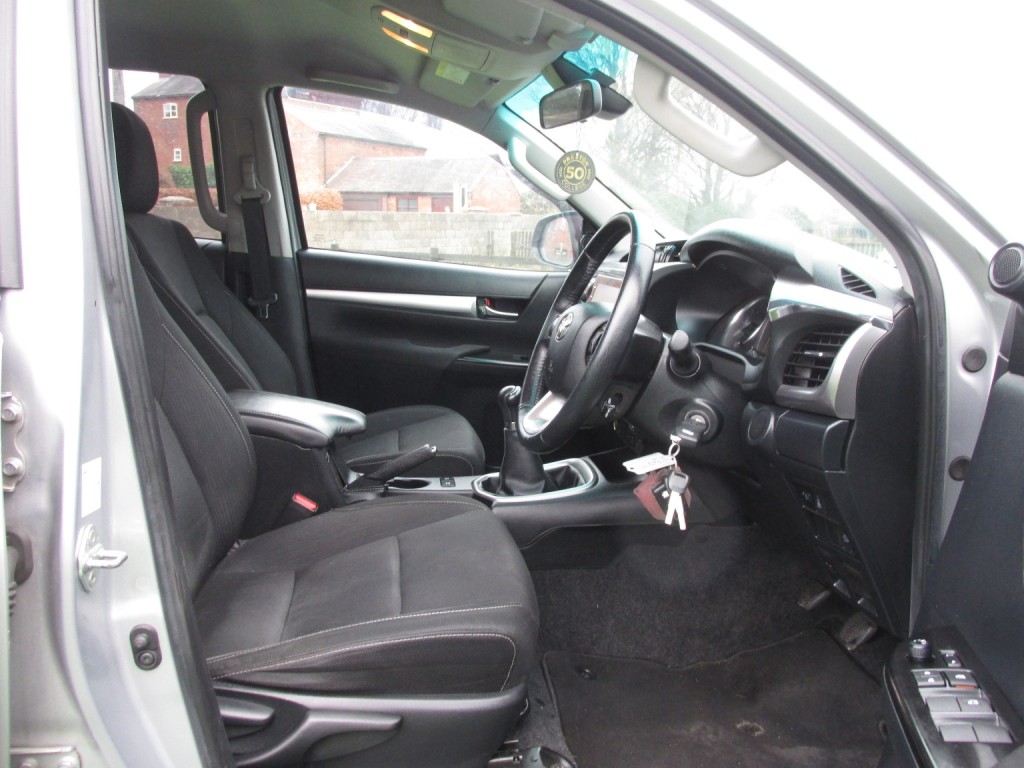 TOYOTA HILUX Icon 4X4 2.4 D-4D DCB 2021