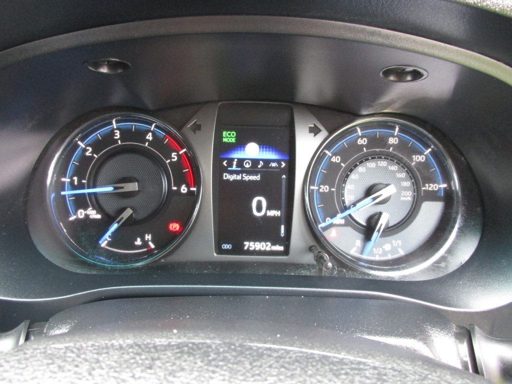 TOYOTA HILUX 2.8 Invincible X D4D 4WD 2021