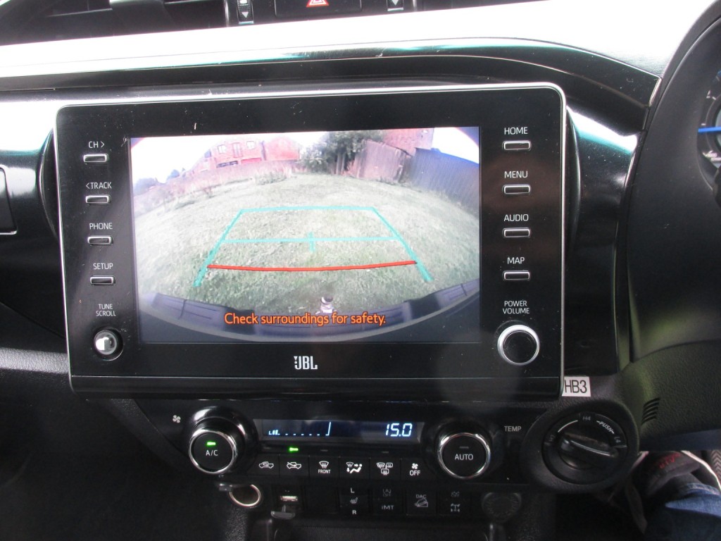 TOYOTA HILUX 2.8 Invincible X D4D 4WD 2021