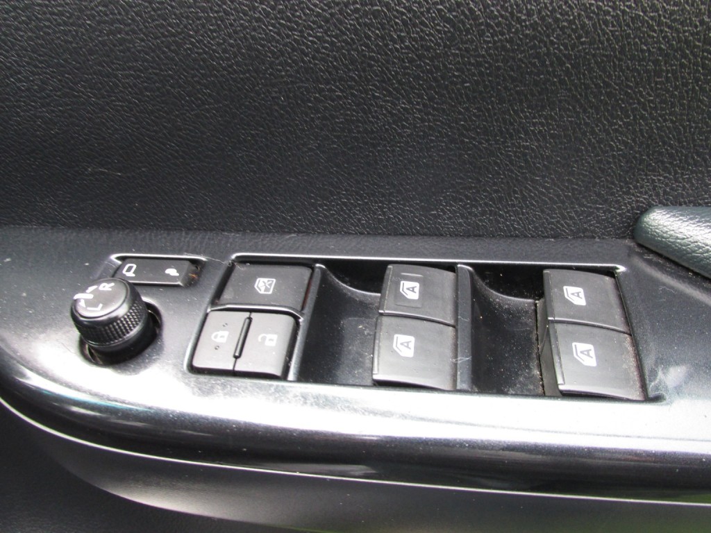 TOYOTA HILUX 2.8 Invincible X D4D 4WD 2021