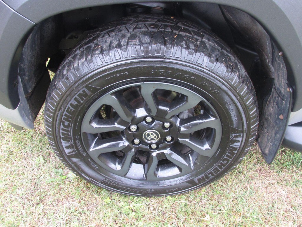 TOYOTA HILUX 2.8 Invincible X D4D 4WD 2021