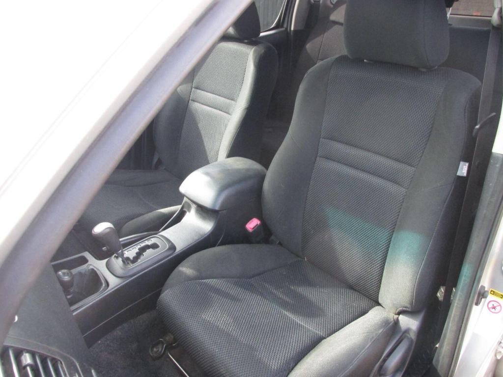 TOYOTA HILUX INVINCIBLE 4X4 D-4D DCB 2014