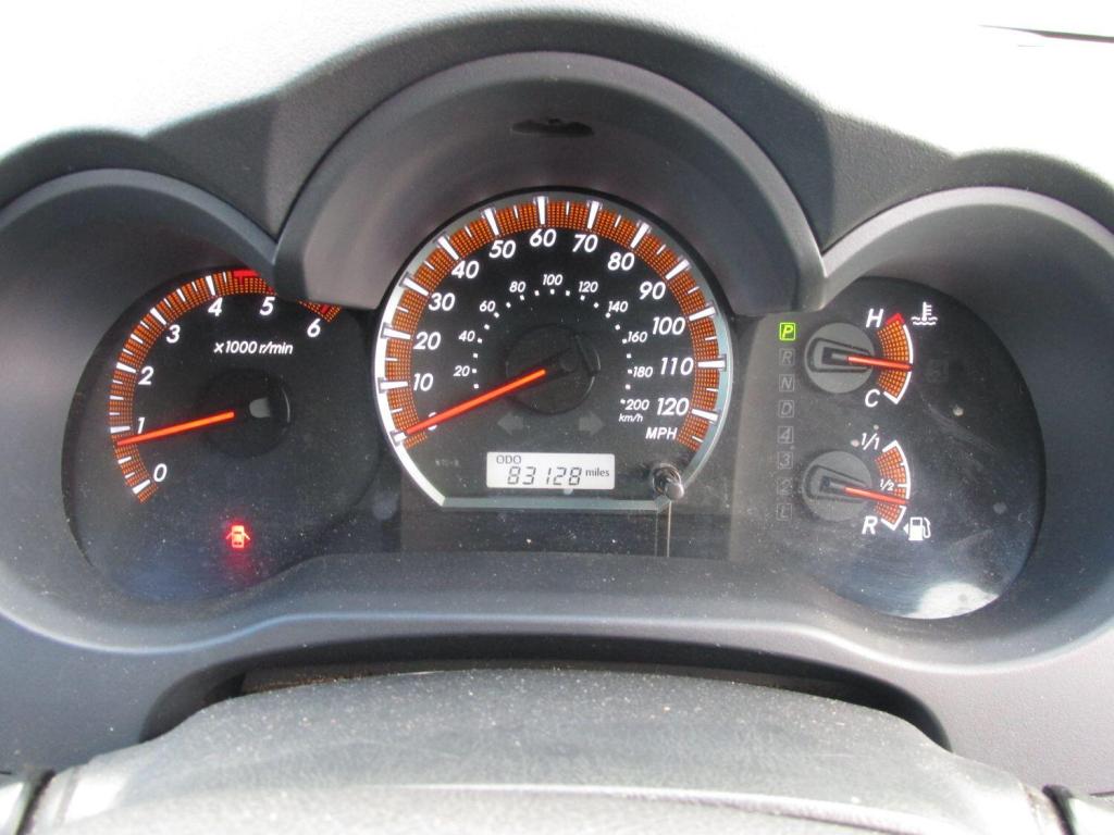 TOYOTA HILUX Invincible 3.0 D4D 4WD 2012