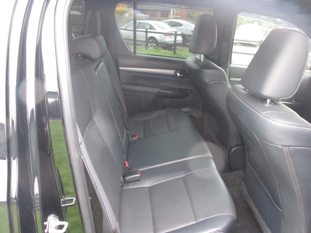 TOYOTA HILUX Invincible X 2.8 D4D 4WD 2022