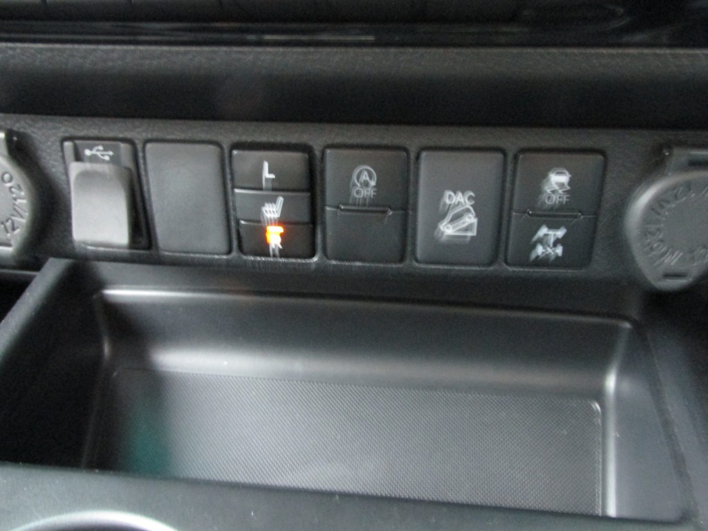 TOYOTA HILUX Invincible X 2.8 D4D 4WD 2022