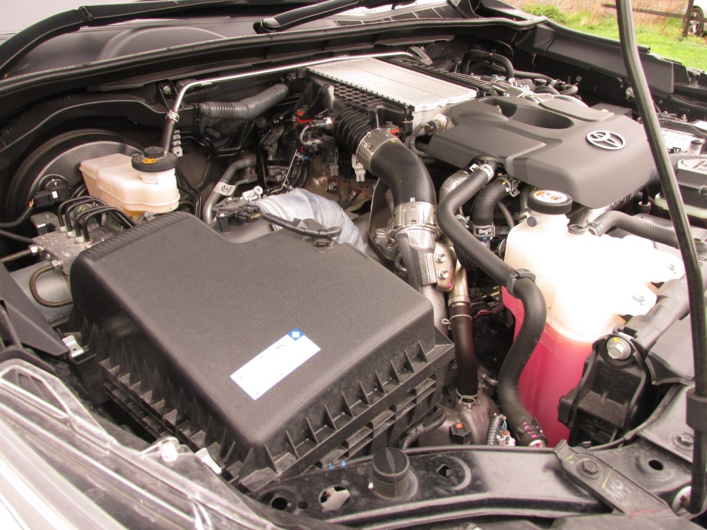 TOYOTA HILUX Invincible X 2.8 D4D 4WD 2022