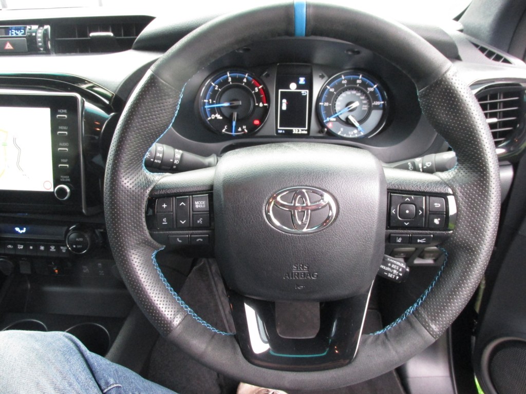 TOYOTA HILUX Invincible X 2.8 D4D 4WD 2022