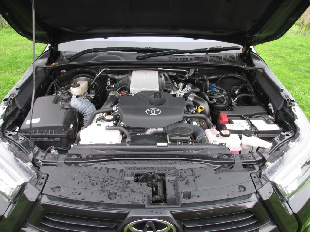 TOYOTA HILUX Invincible X 2.8 D4D 4WD 2022