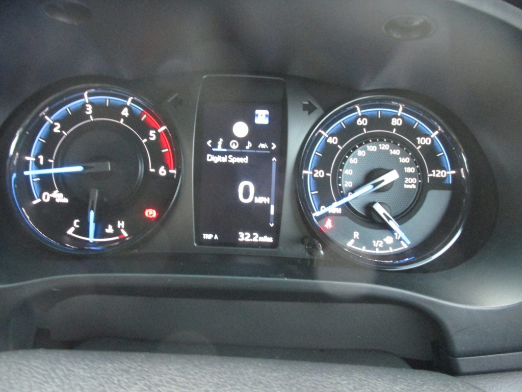 TOYOTA HILUX Invincible X 2.8 D4D 4WD 2022