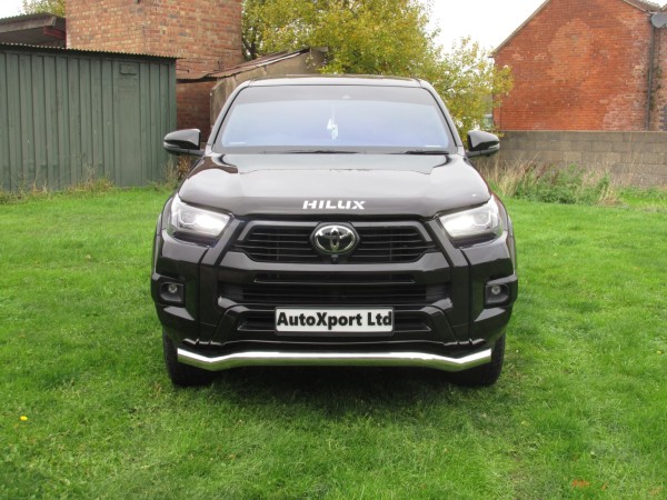 View TOYOTA HILUX Invincible X 2.8 D4D 4WD