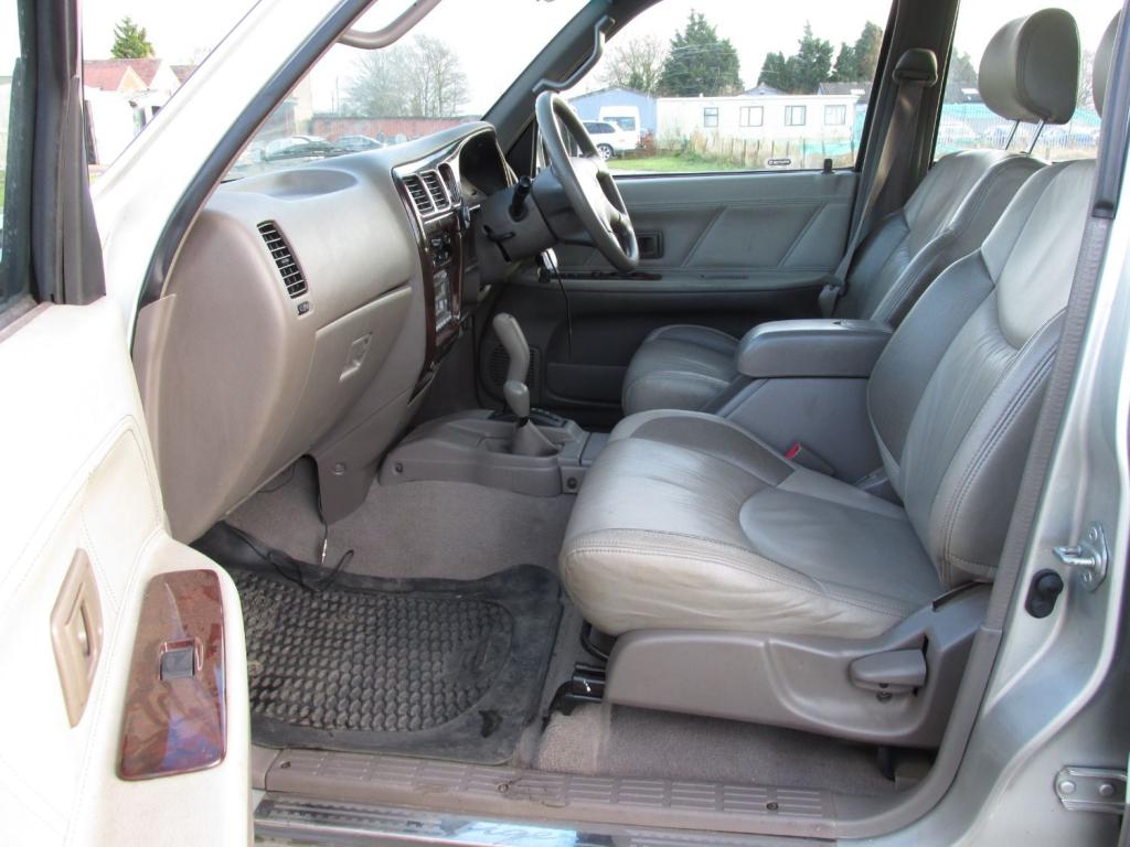 TOYOTA HILUX 3.0 D4D Sports Cruiser Automatic 2004