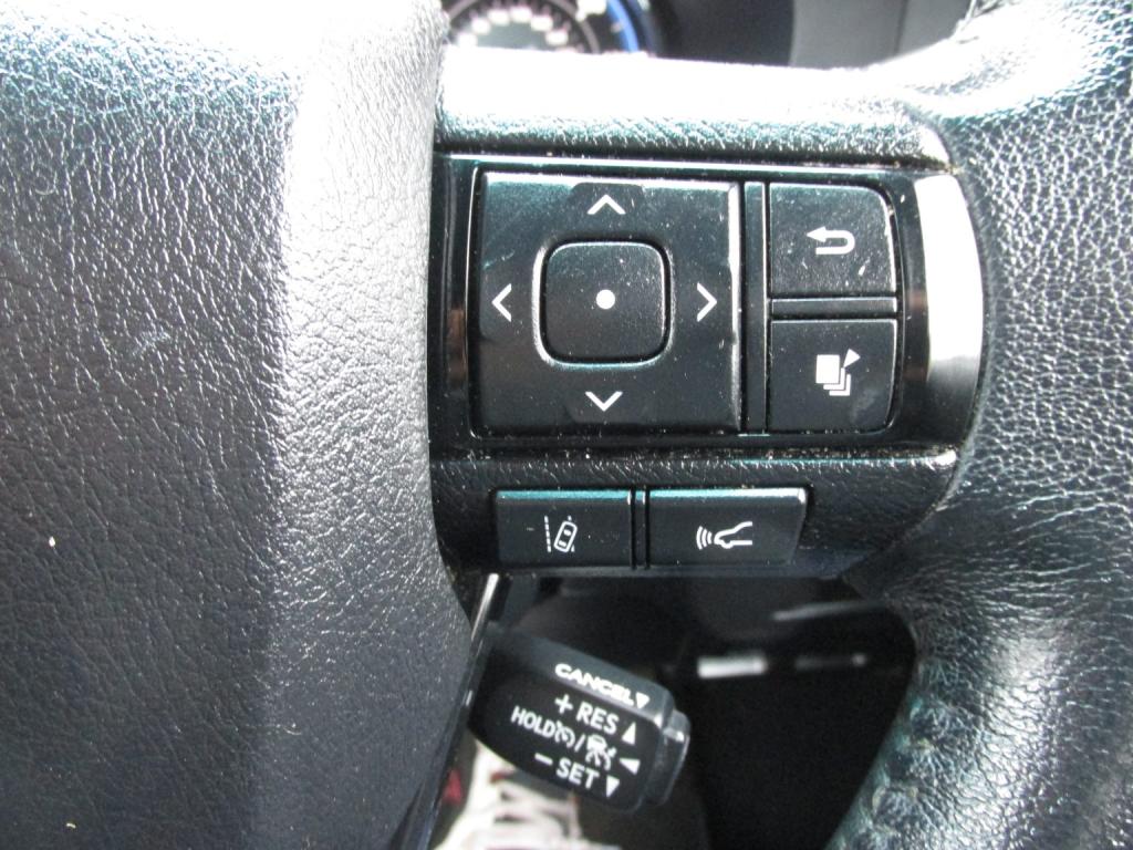 TOYOTA HILUX INVINCIBLE 2.8 X 4WD D-4D DCB 2021