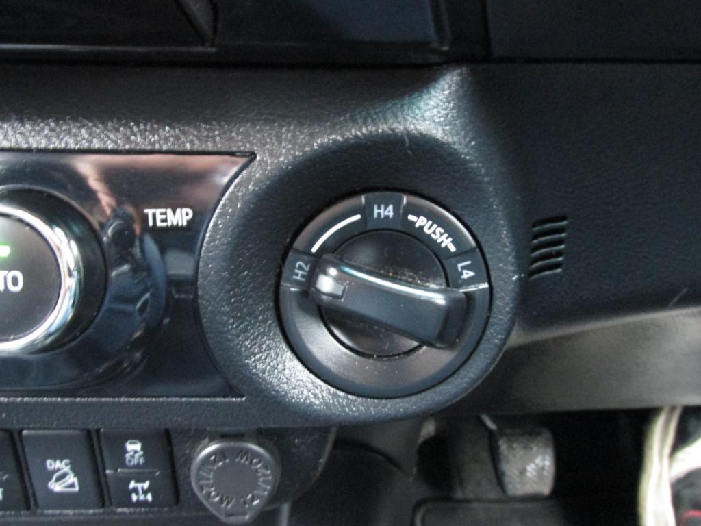 TOYOTA HILUX INVINCIBLE 2.8 X 4WD D-4D DCB 2021