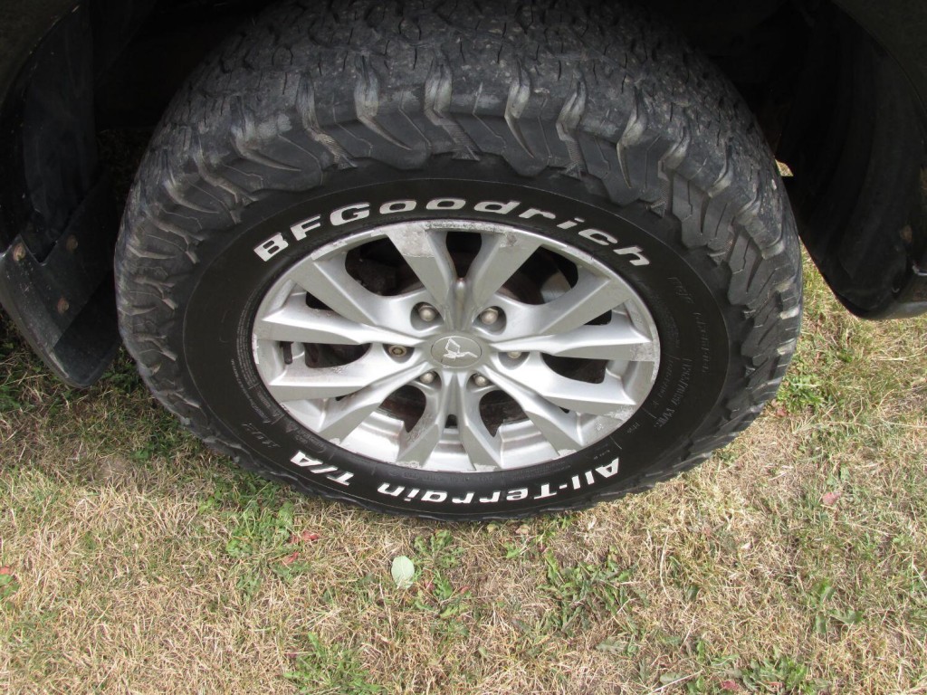 MITSUBISHI L200 2.5 DiD Barbarian 2015