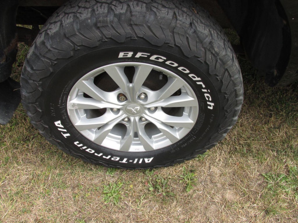 MITSUBISHI L200 2.5 DiD Barbarian 2015