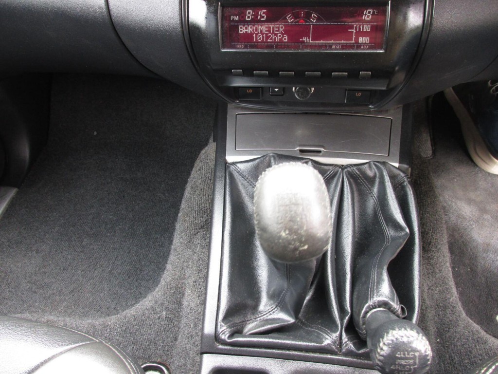 MITSUBISHI L200 2.5 DiD Barbarian 2015