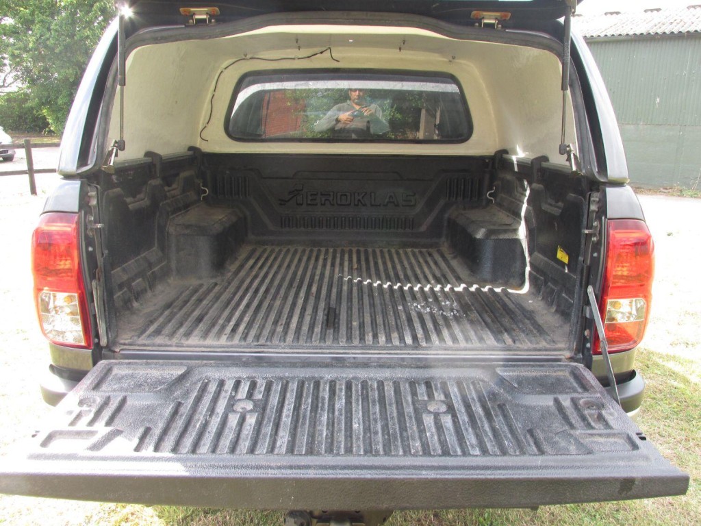 TOYOTA HILUX D-4D 150 ICON Auto 2021