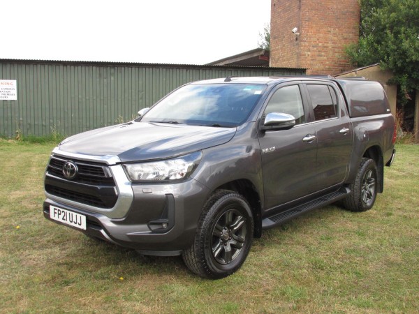 View TOYOTA HILUX D-4D 150 ICON Auto