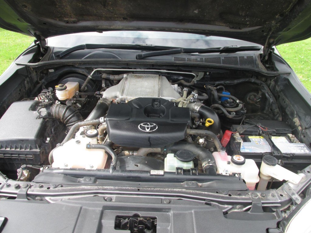 TOYOTA HILUX D-4D 150 Active 4WD 2020