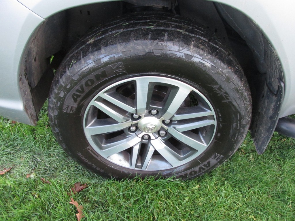 TOYOTA HILUX D-4D Invincible X 2.4 D-4D 3.2t 2020