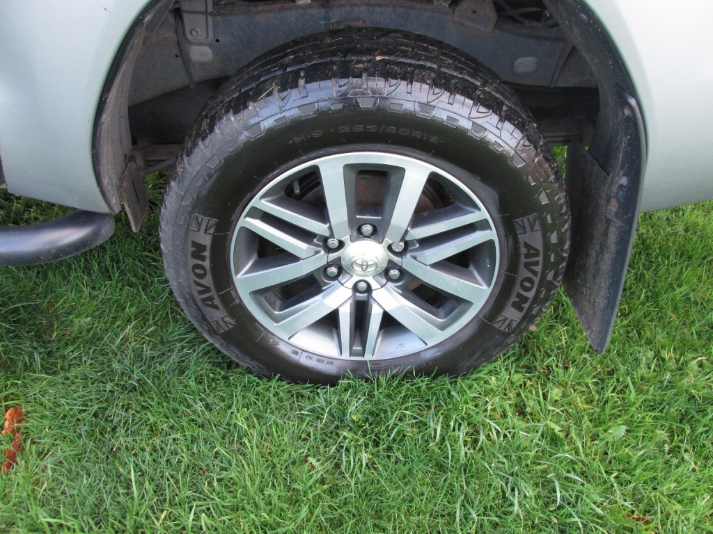 TOYOTA HILUX D-4D Invincible X 2.4 D-4D 3.2t 2020