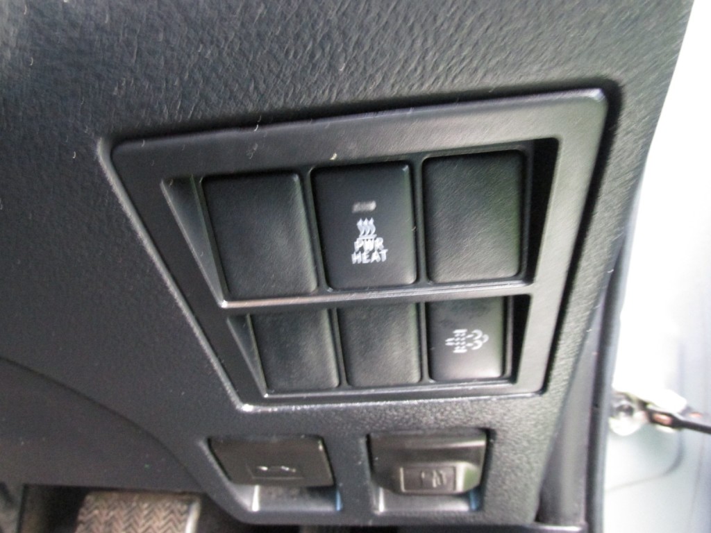 TOYOTA HILUX D-4D Invincible X 2.4 D-4D 3.2t 2020