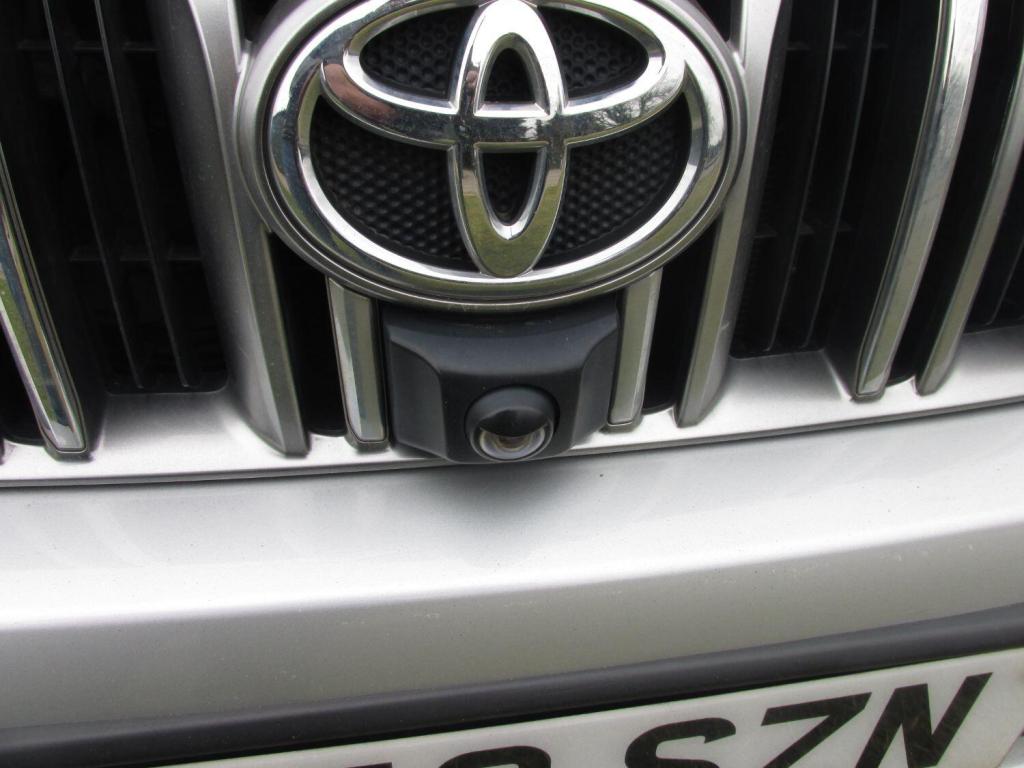TOYOTA LAND CRUISER D-4D 191 LC5 Auto 2009