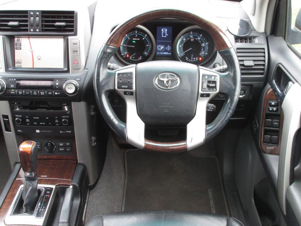 TOYOTA LAND CRUISER D-4D 191 LC5 Auto 2009