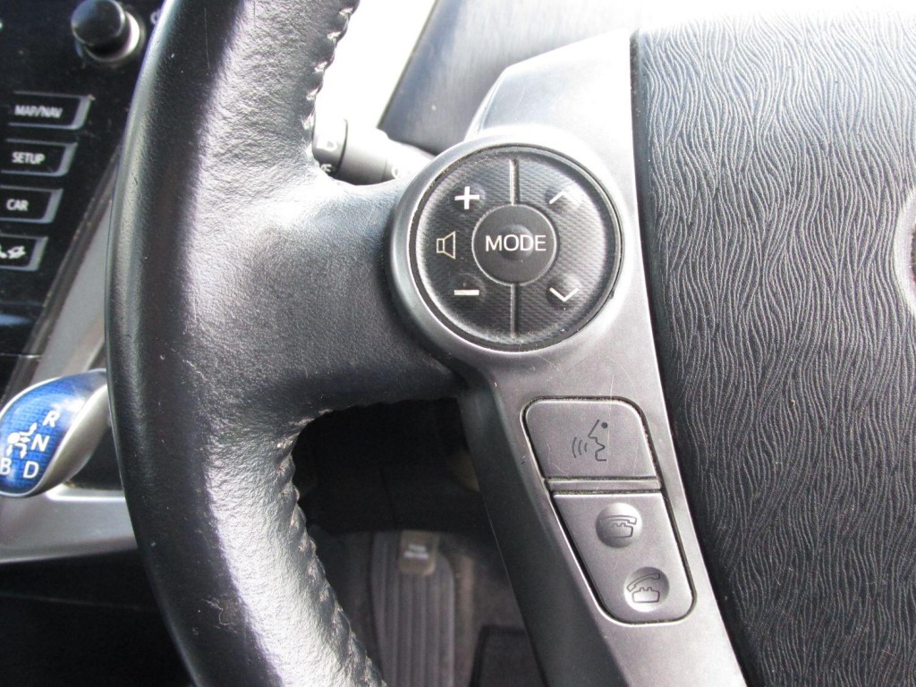 TOYOTA PRIUS  PLUS 2019