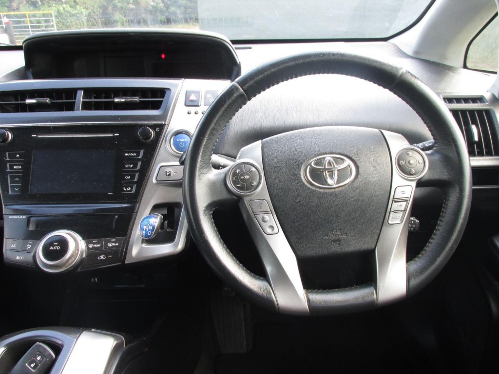 TOYOTA PRIUS  PLUS 2019