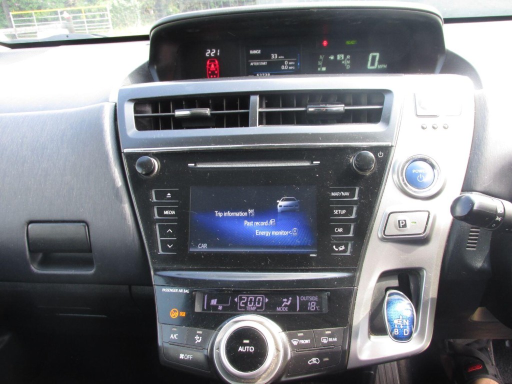 TOYOTA PRIUS  PLUS 2019