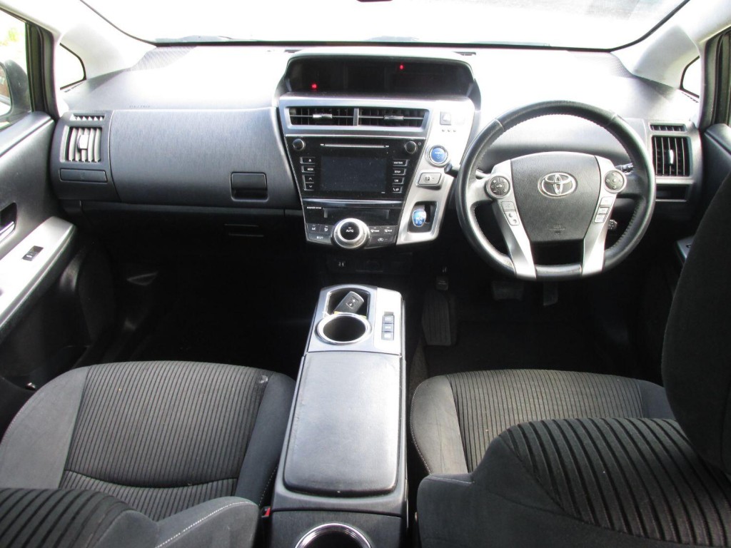 TOYOTA PRIUS  PLUS 2019
