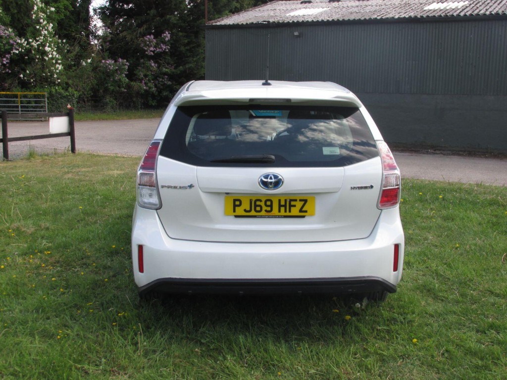 TOYOTA PRIUS  PLUS 2019